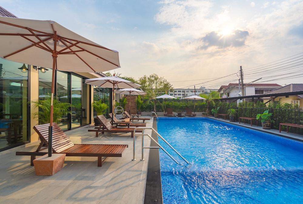 Suphan Lake Hometel Bangkok Bagian luar foto