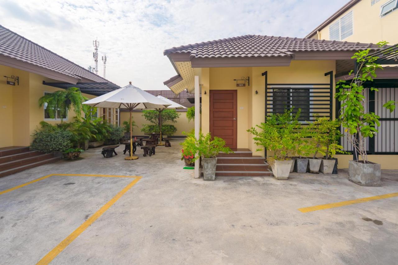 Suphan Lake Hometel Bangkok Bagian luar foto